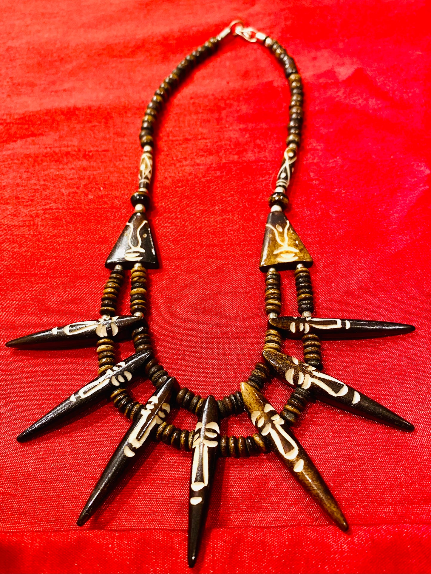 THIN EGYPTIAN FACE BEADED NECKLACE 10 in. / SB024