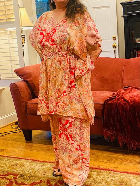 PYJAMAS PINK PAISLEY PATTERNED