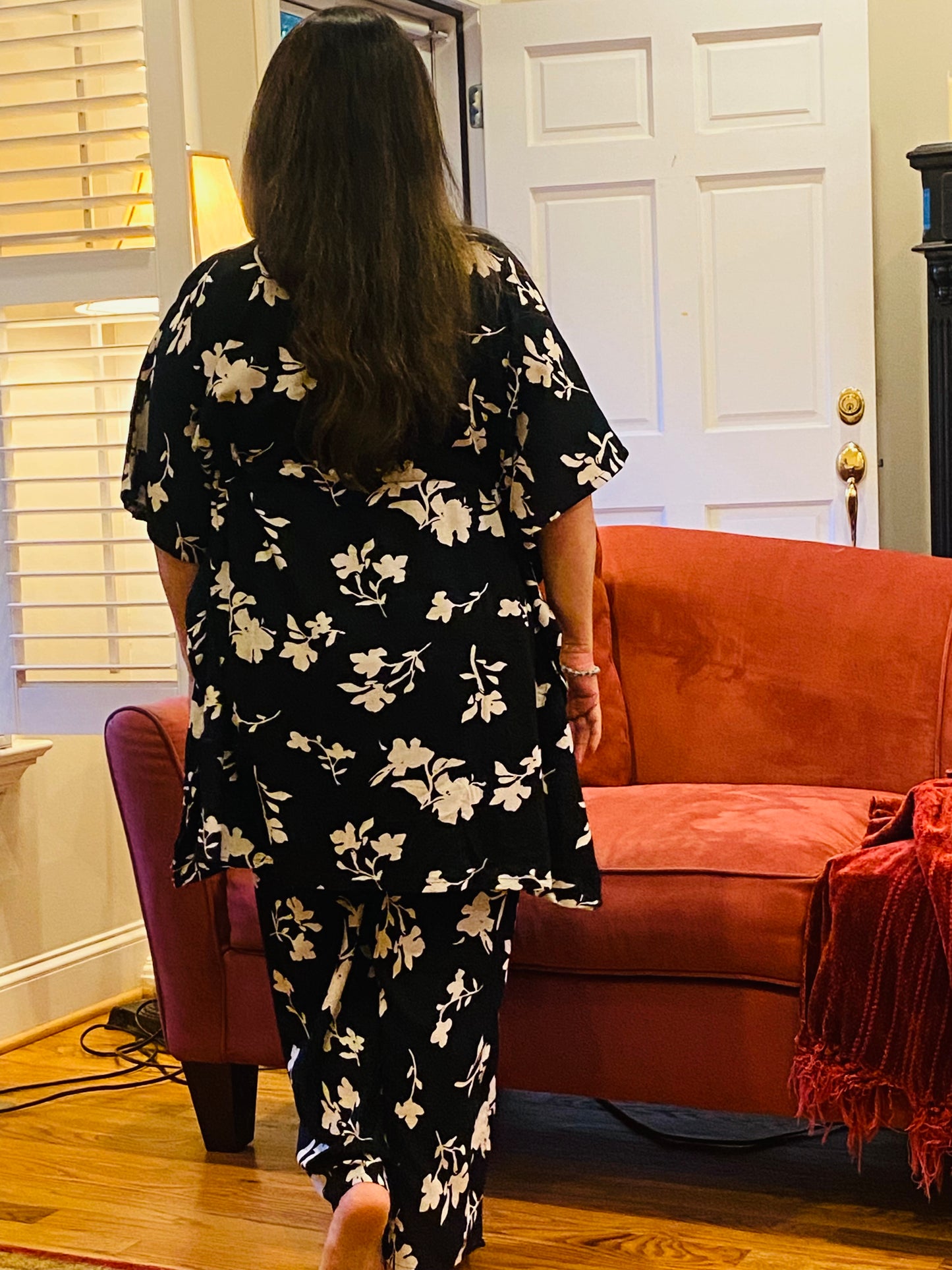 PYJAMAS BLACK AND WHITE FLORAL