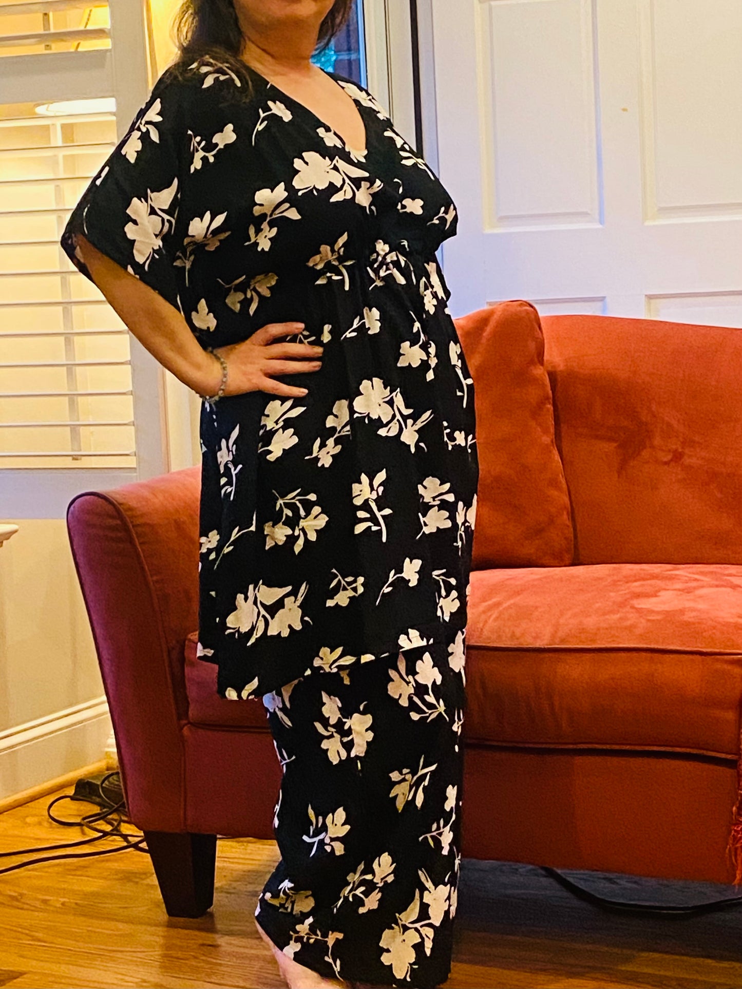 PYJAMAS BLACK AND WHITE FLORAL