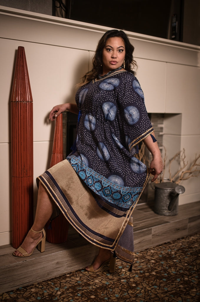LW-1013-NIK Silk Resort-wear with blue chakras and gold border