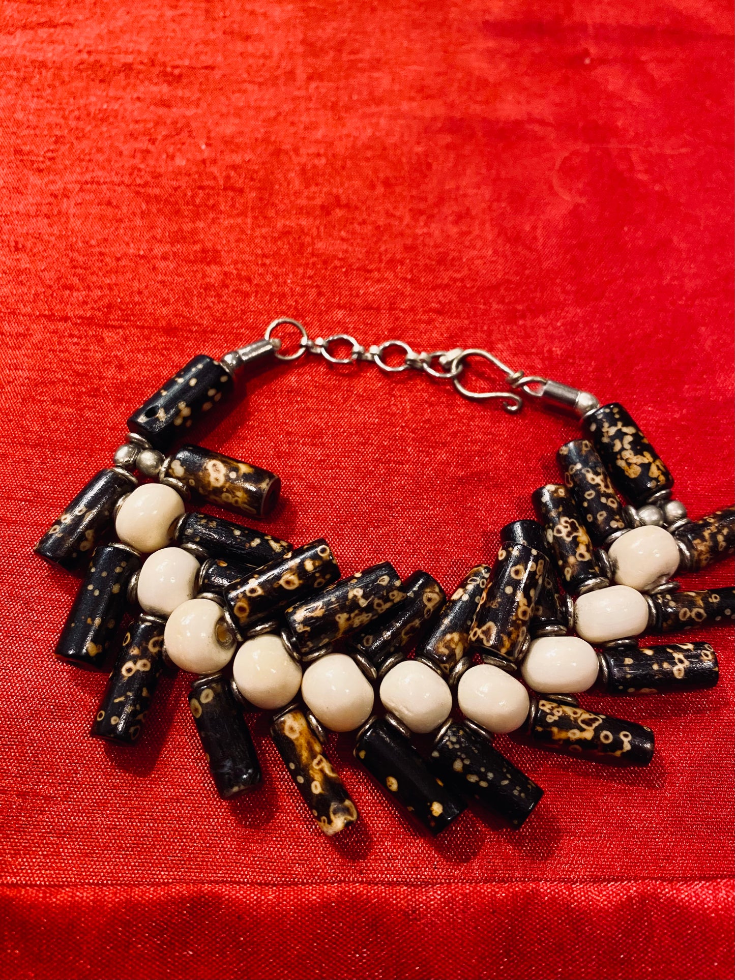 SPECKLED DARK COLORED BONE BRACELET 11 in. / SB022