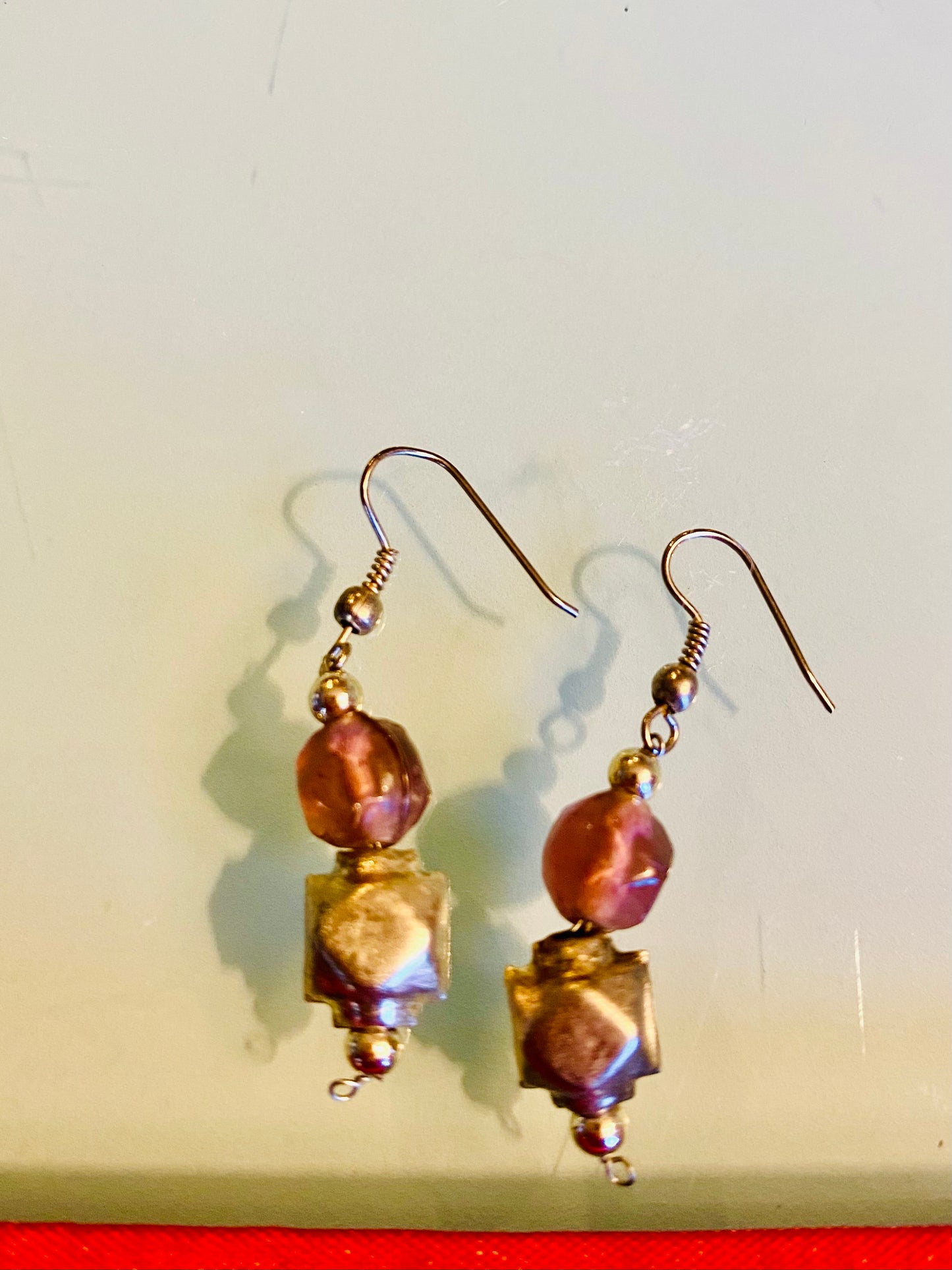 SILVER WITH AMETHYST STONE EARRINGS 1.5"/ SB050