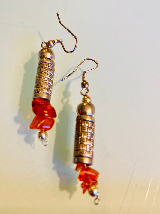 SILVER WITH RED STONE EARRINGS 1.5"/ SB053